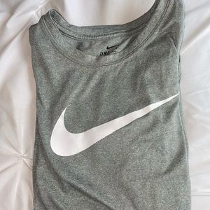 Nike Dri-Fit Women’s Athletic Shirt size L
